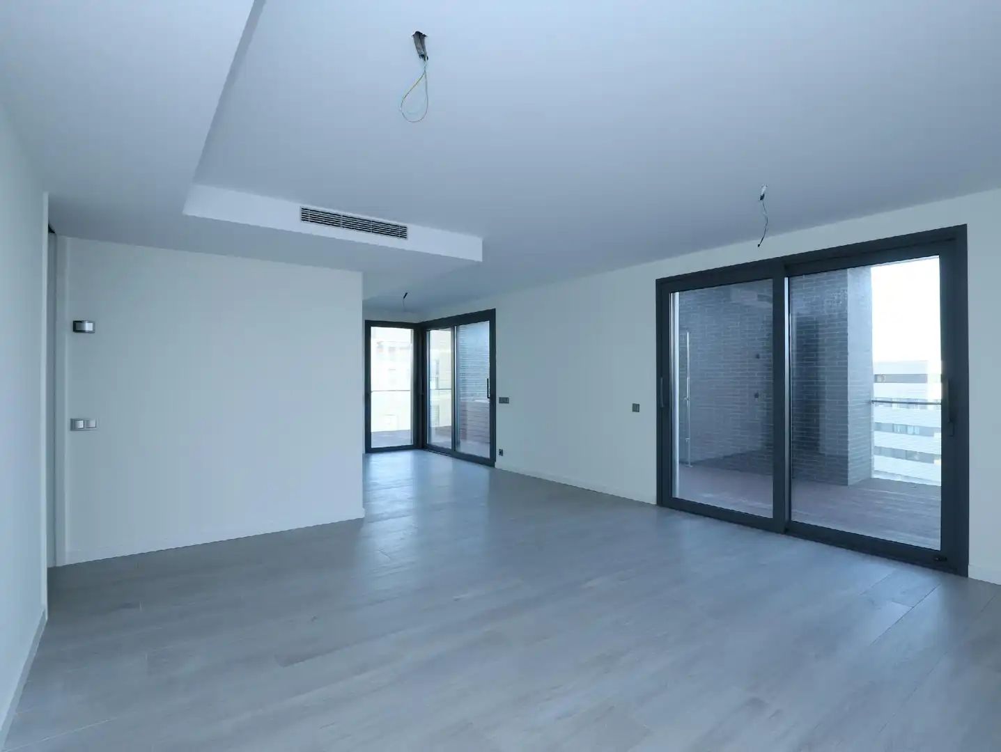 Ático en venta en Esplugues de Llobregat con Aire acondicionado, Calefacción y Jardín privado