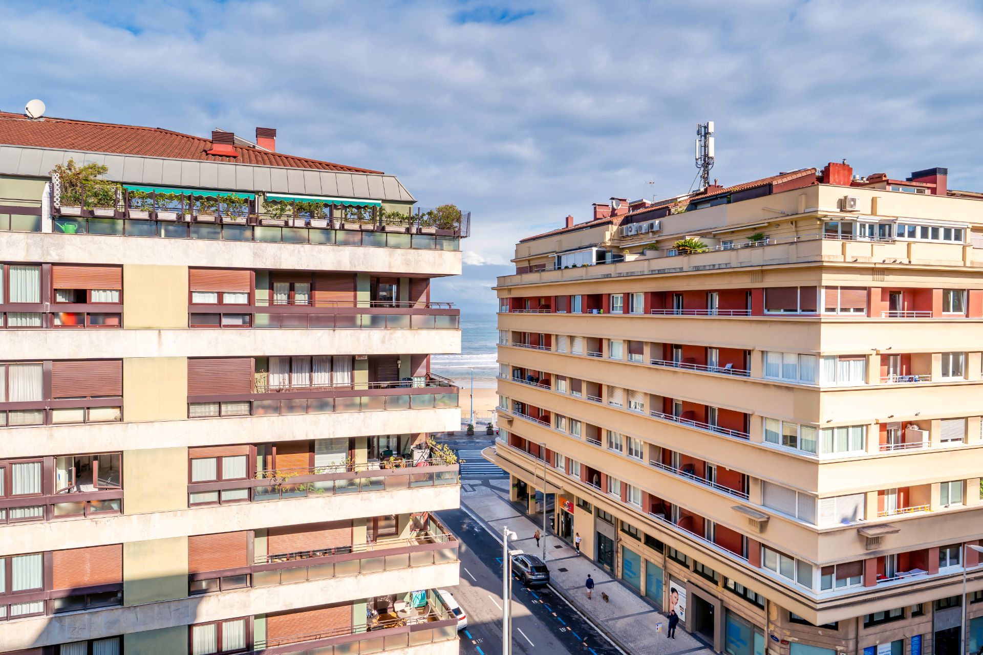 Exterior view of Flat to rent in Donostia - San Sebastián   with Heating, Parquet flooring and Furnished