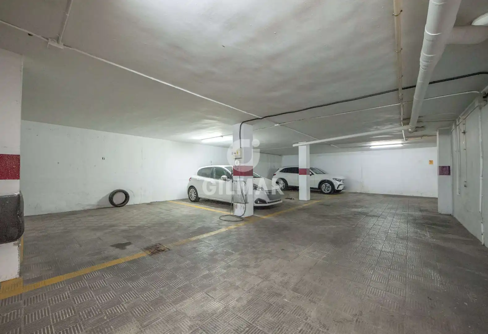Parking of Flat for sale in Sevilla  with Heating and Storage room