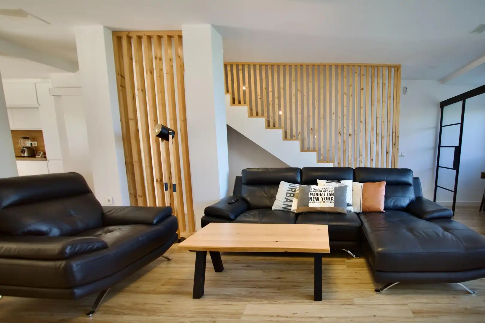 Living room of Detached homes for sale in Monforte del Cid  with Air Conditioner, Private garden and Parquet flooring