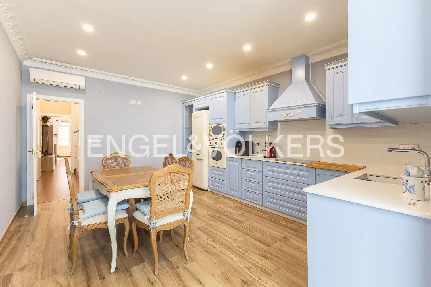 Cocina de Casa adosada en venta en Valencia con Aire acondicionado, Calefacción y Parquet