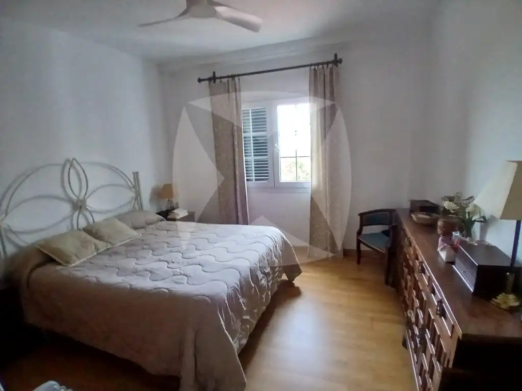 Dormitori de Casa o xalet en venda en Badajoz amb Aire condicionat, Jardí privat i Terrassa