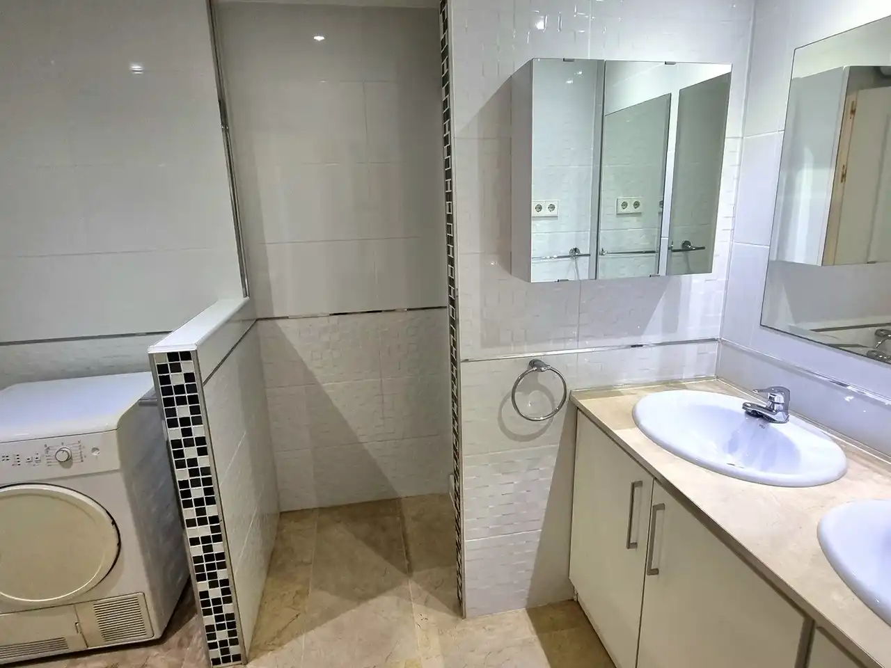 Baño de Apartamento en venta en Mijas con Aire acondicionado, Terraza y Piscina