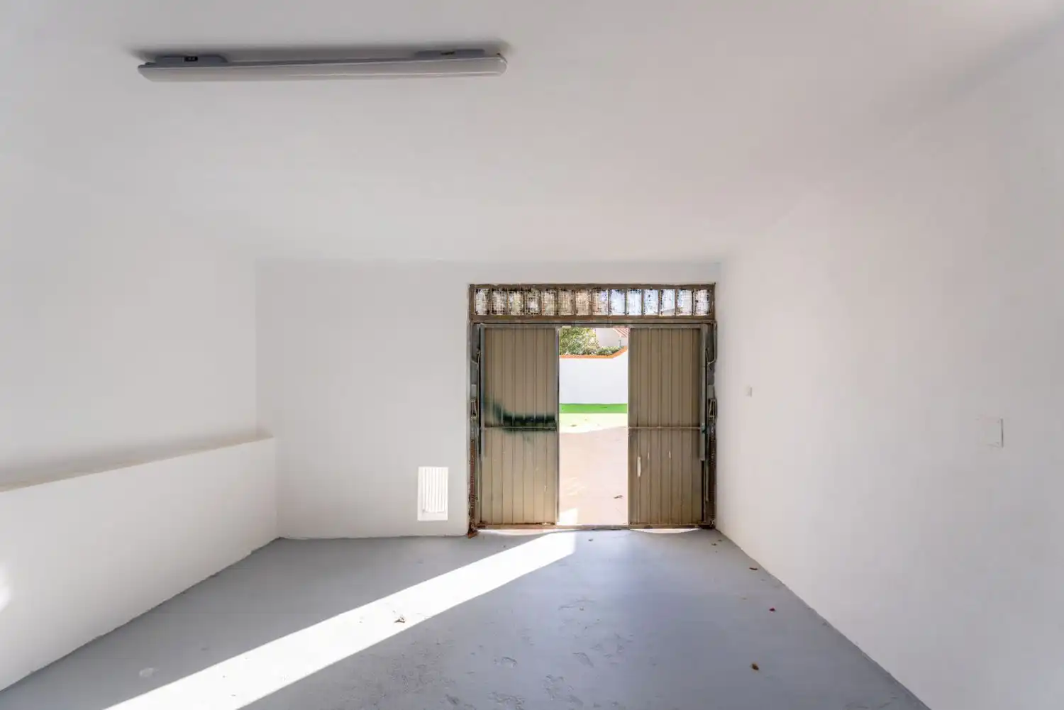 Detached house with pool for sale in Playa de los Locos, imagen 31