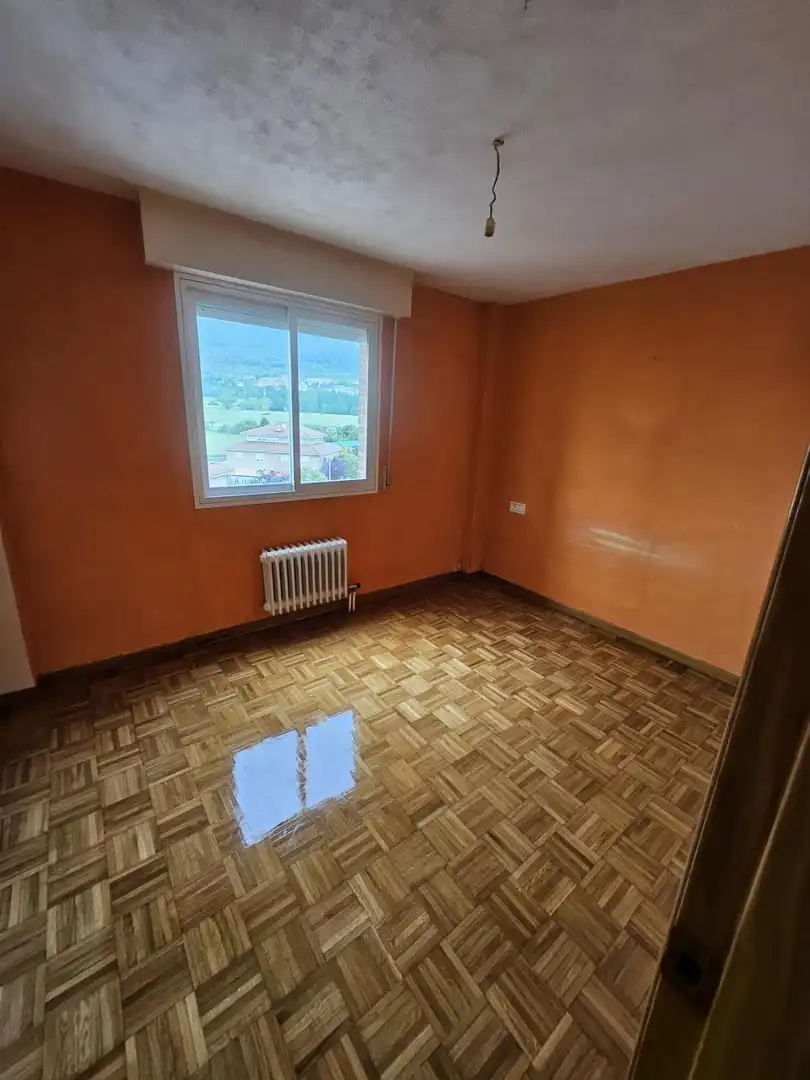 Schlafzimmer von Wohnung zum Verkauf in Berriozar mit Heizung, Parkett und Abstellraum