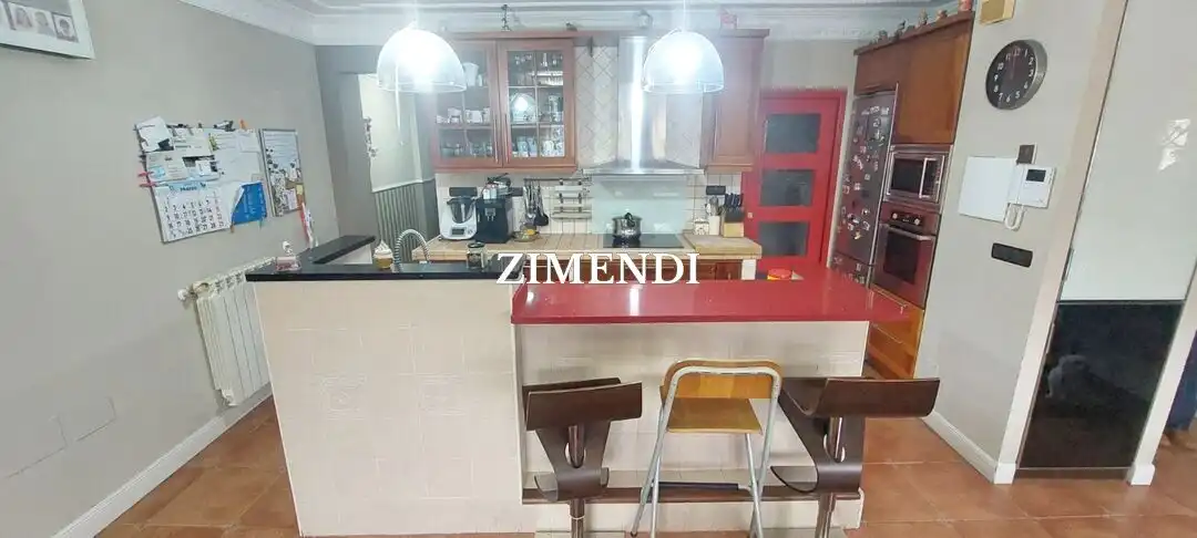 Kitchen of Flat for sale in Durango  with Air Conditioner, Heating and Storage room