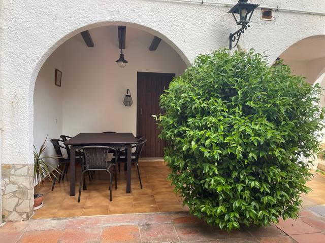 Casa adosada en Alquiler en Carrer Mossèn Jacint Verdaguer en Centre