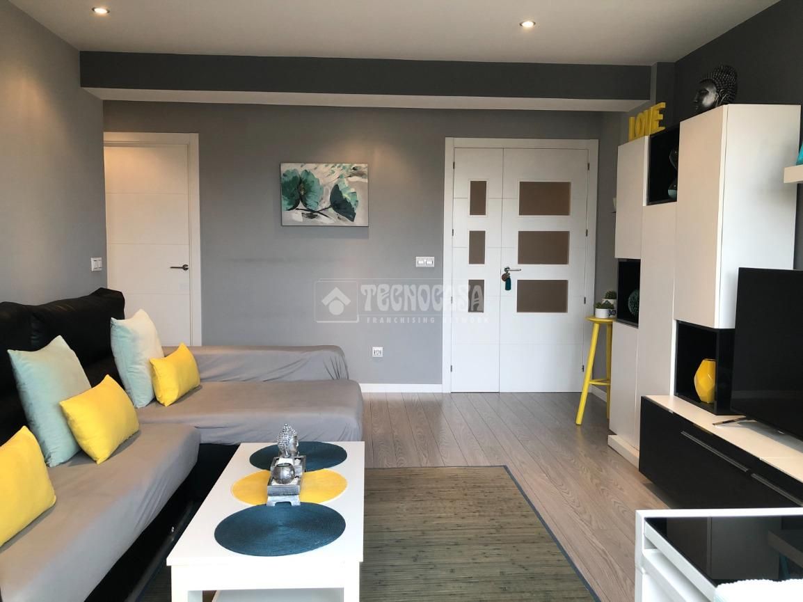 Sala de estar de Piso en venta en Alcalá de Henares con Calefacción