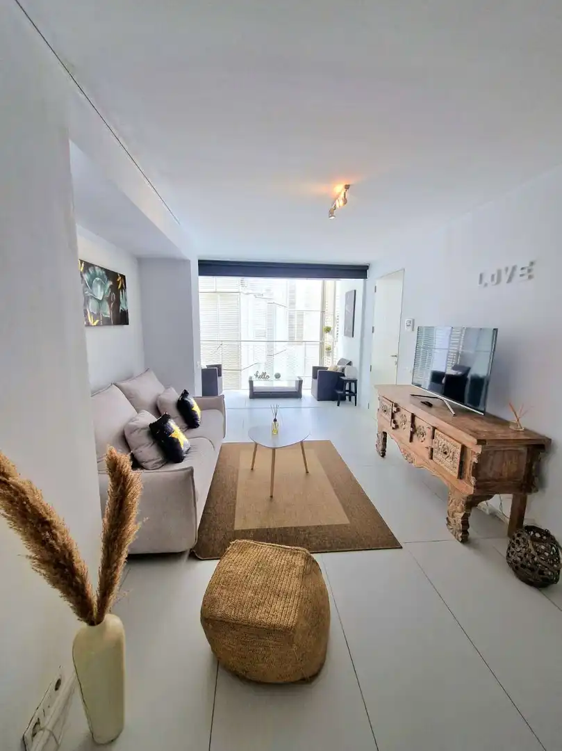 Apartament de lloguer a N/A, Marina Botafoc - Platja de Talamanca