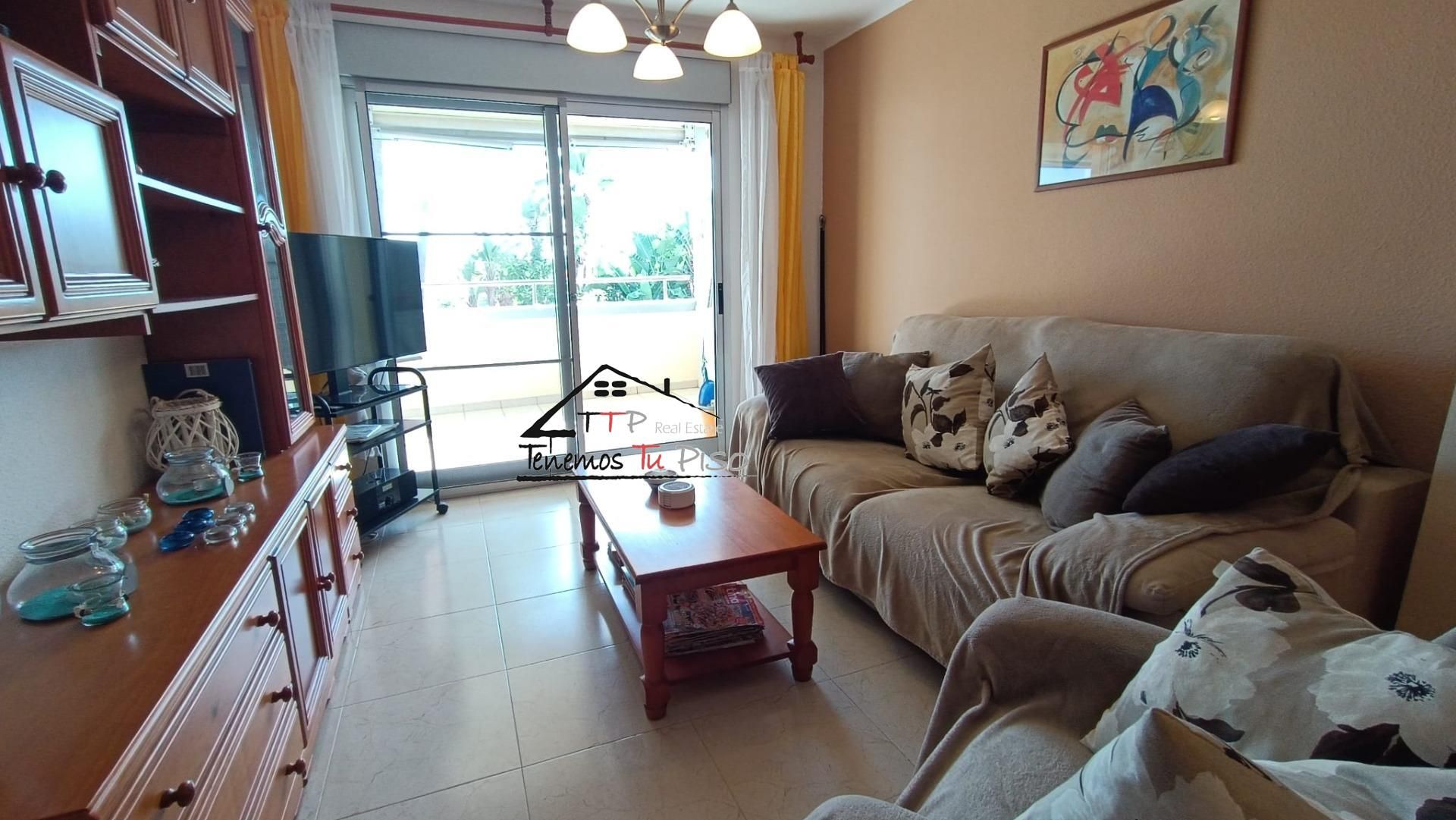 Sala d'estar de Apartament en venda en Vinaròs amb Aire condicionat, Jardí privat i Terrassa