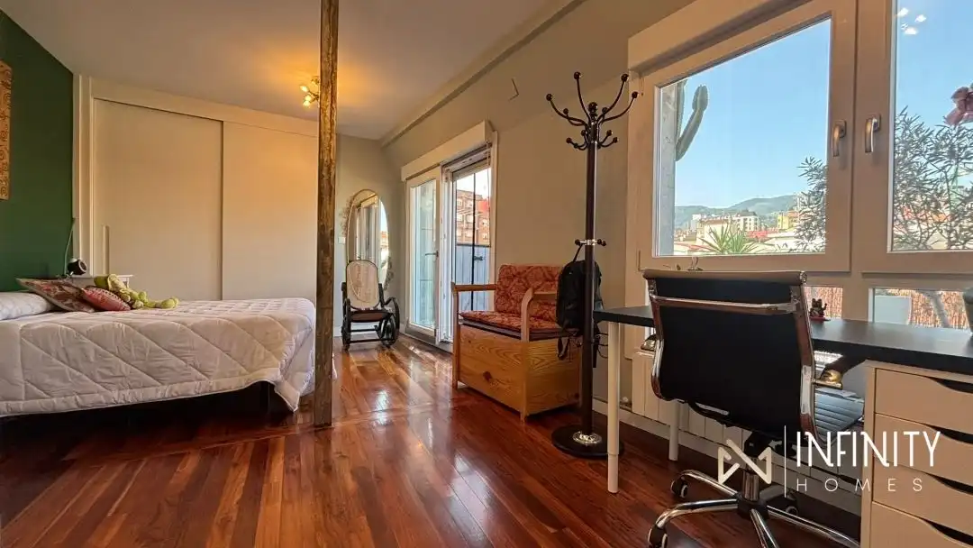 Bedroom of Flat for rent in Bilbao   with Heating and Terrace
