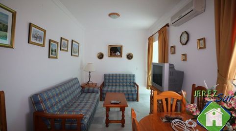 Foto 2 de Piso en venta en Valdelagrana, El Puerto de Santa María