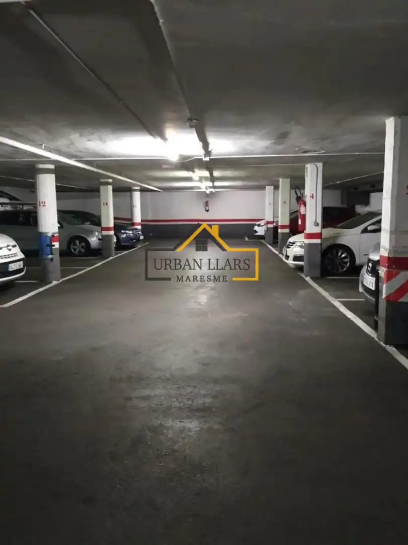 Parkplatz von Garage zum Verkauf in Barcelona