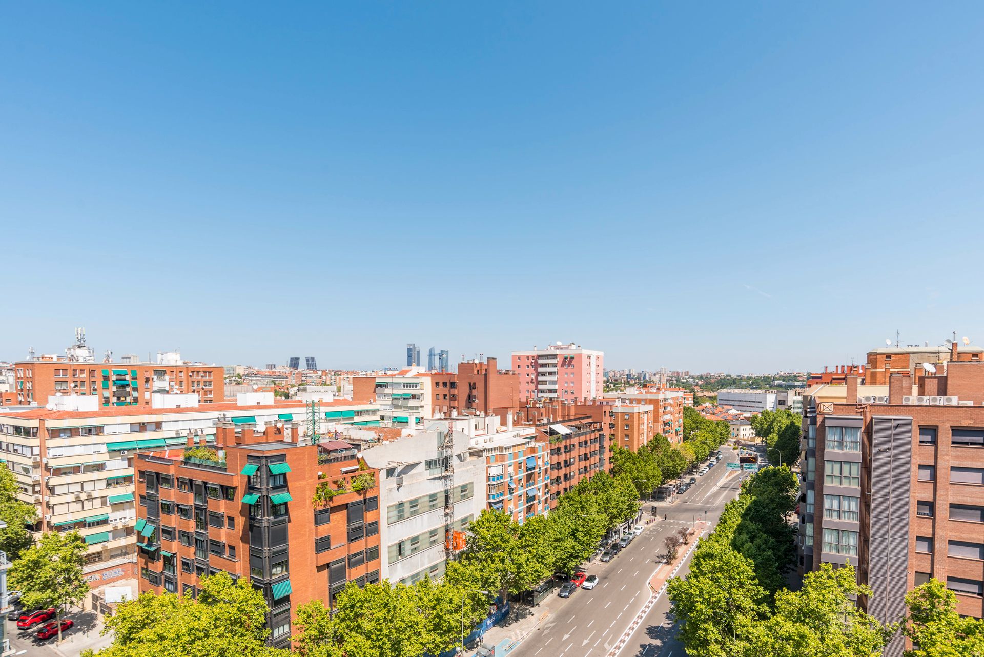 Exterior view of Flat for sale in  Madrid Capital  with Air Conditioner, Heating and Terrace