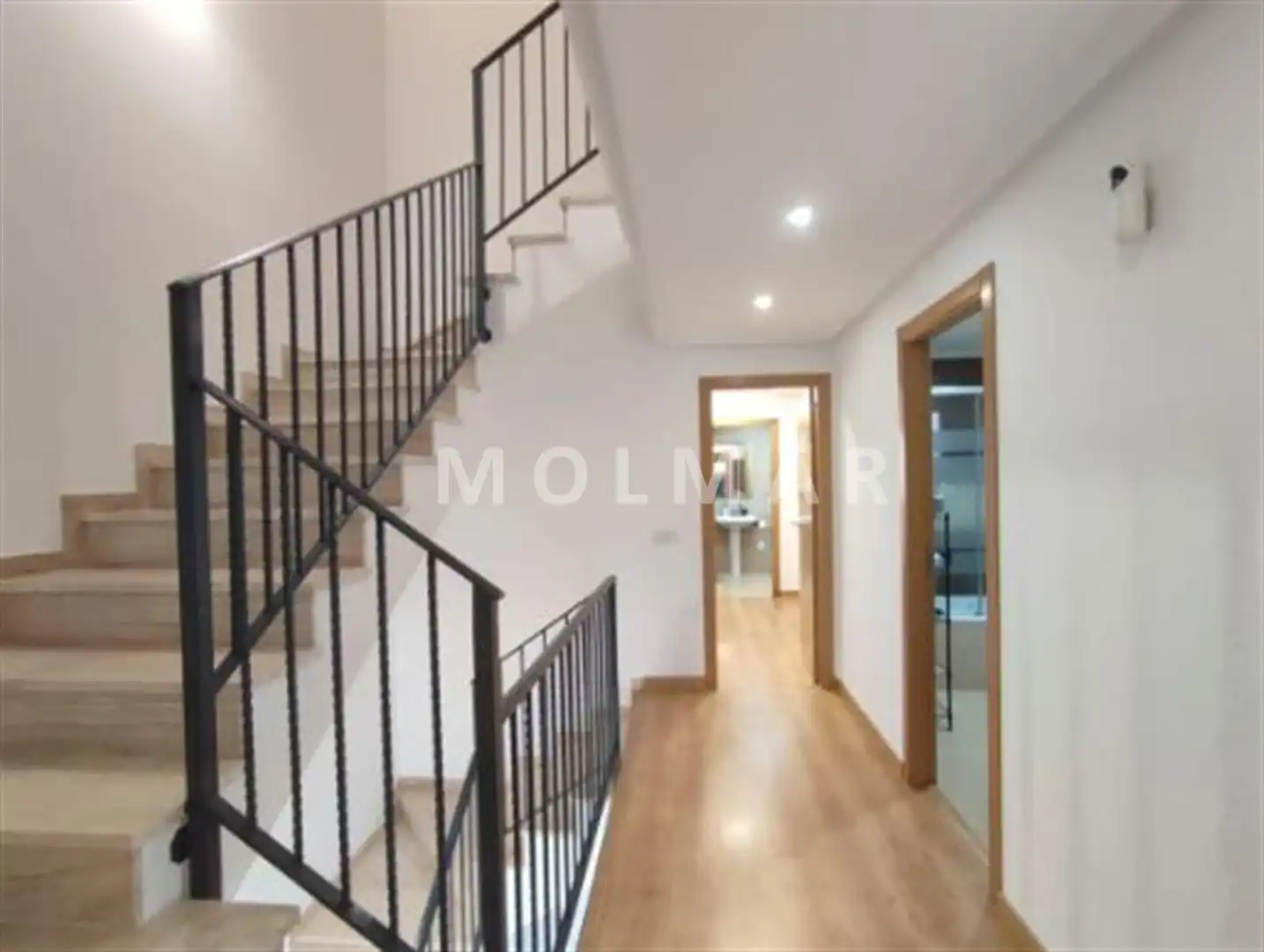 Casa adosada en venta en Monforte del Cid con Aire acondicionado, Terraza y Trastero