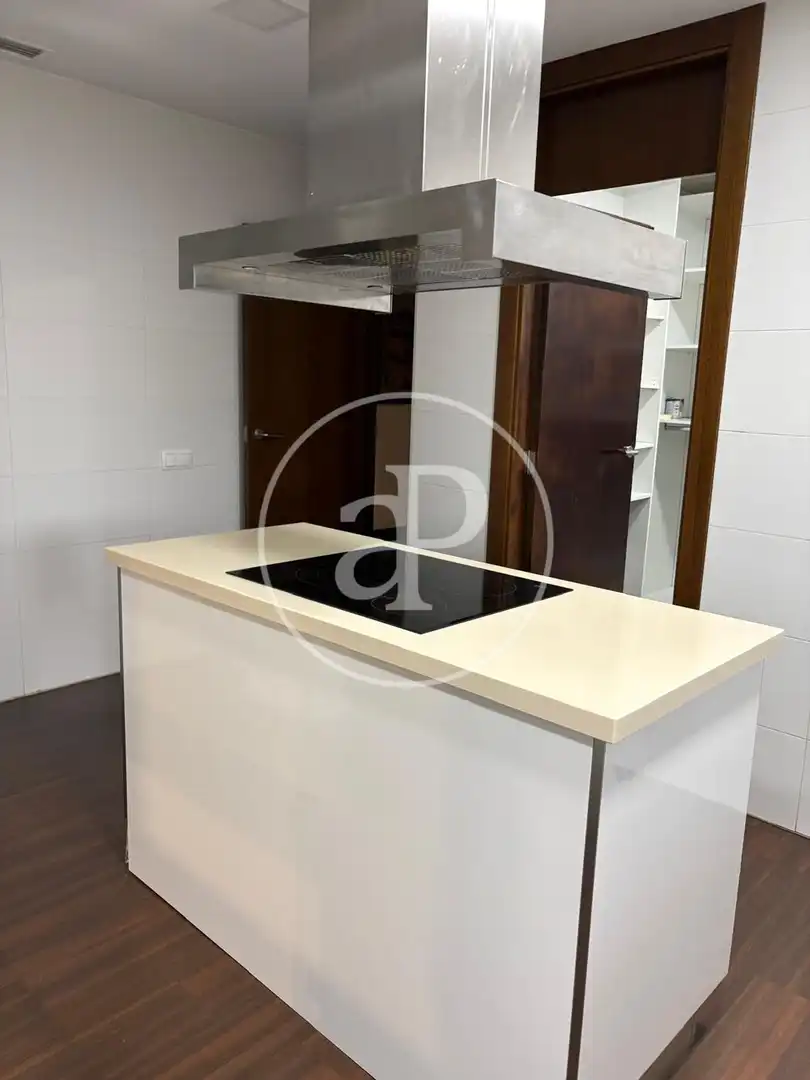 Kitchen of Houses for rent in Torrent  with Air Conditioner, Heating and Private garden
