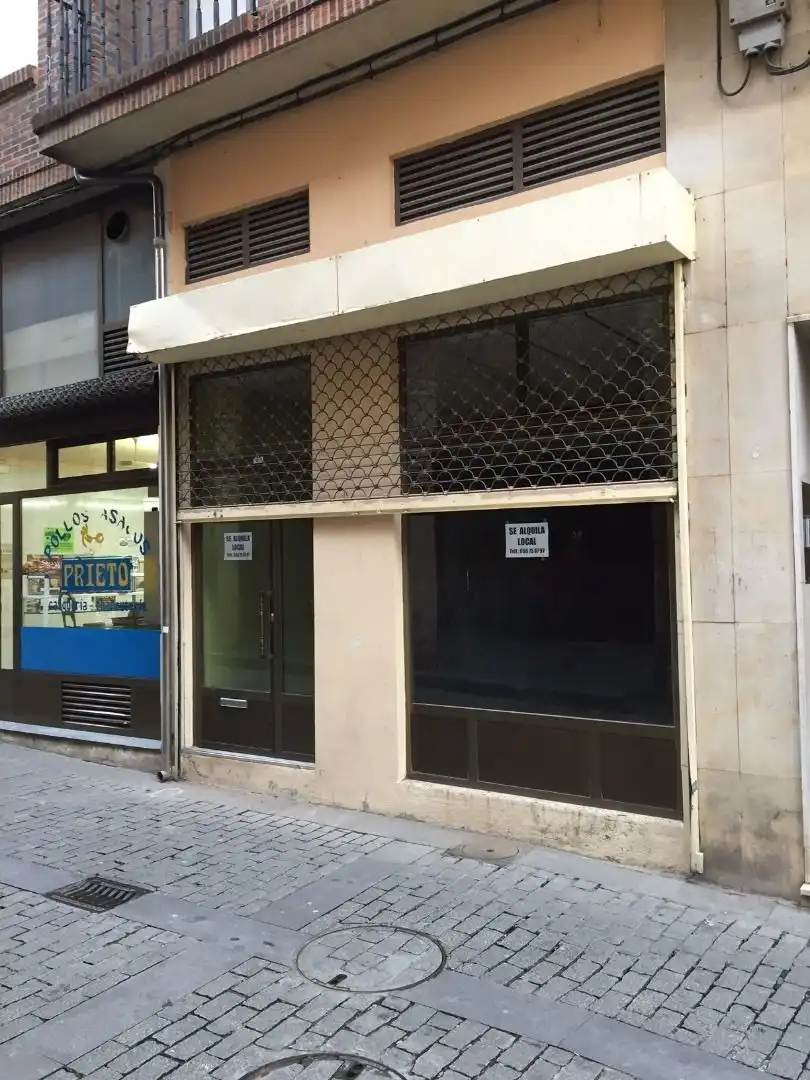 Local comercial en alquiler en Benavente