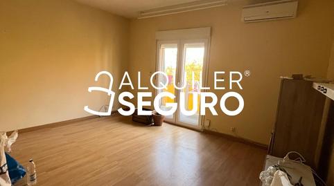 Photo 2 of Flat to rent in Martínez de la Riva, Palomeras Bajas, Madrid