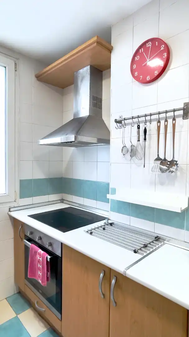 Cocina de Piso en venta en Santander con Calefacción, Amueblado y Horno