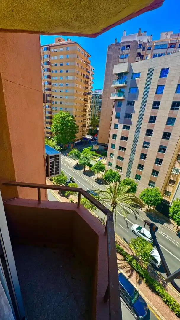 Vista exterior de Piso de alquiler en Valencia