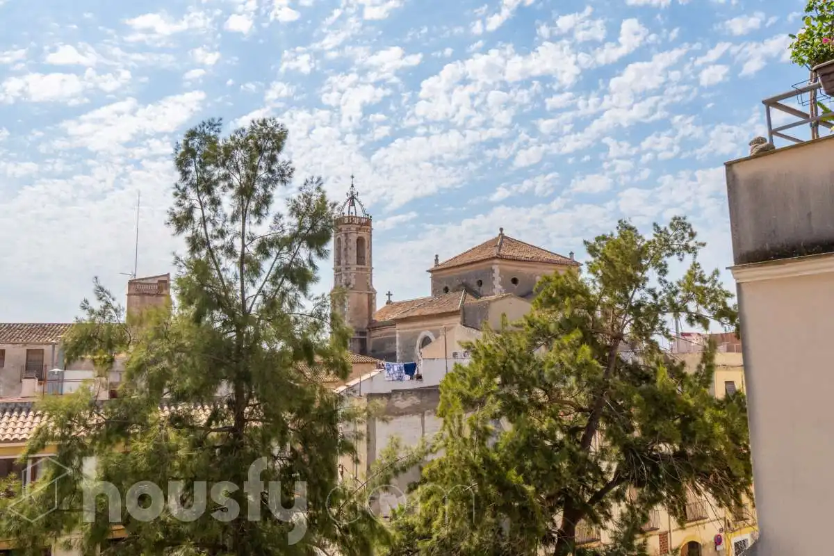 Vista exterior de Pis en venda en Vilanova i la Geltrú amb Balcó