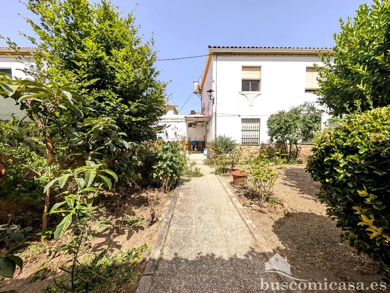 Casa amb jardí en venda a Calle Goya