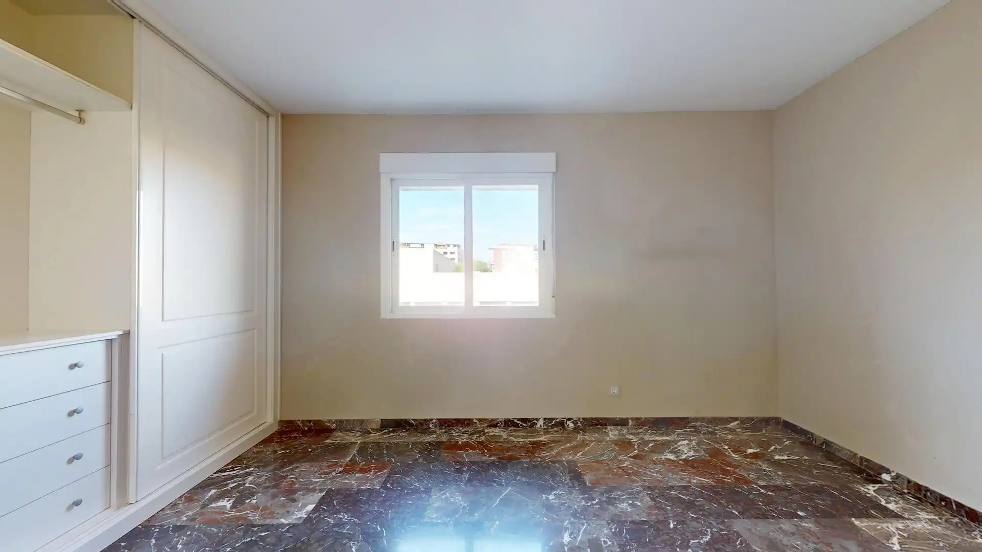 Habitación de Piso en venta en Córdoba con Aire acondicionado, Terraza y Trastero