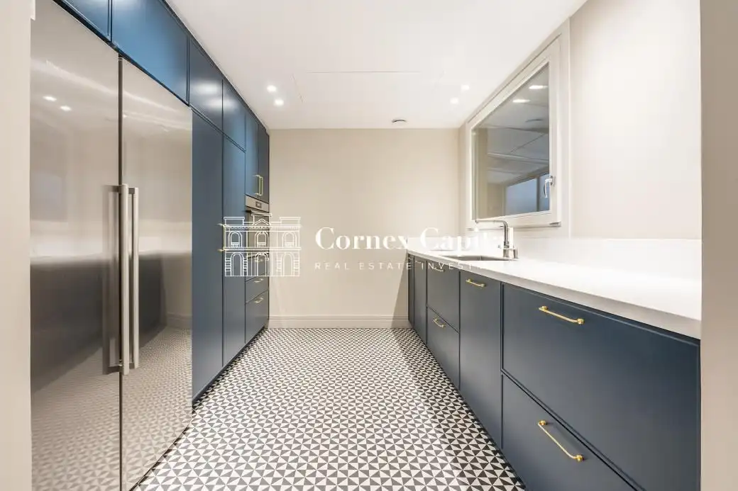 Cocina de Piso en venta en Barcelona con Aire acondicionado, Terraza y Trastero