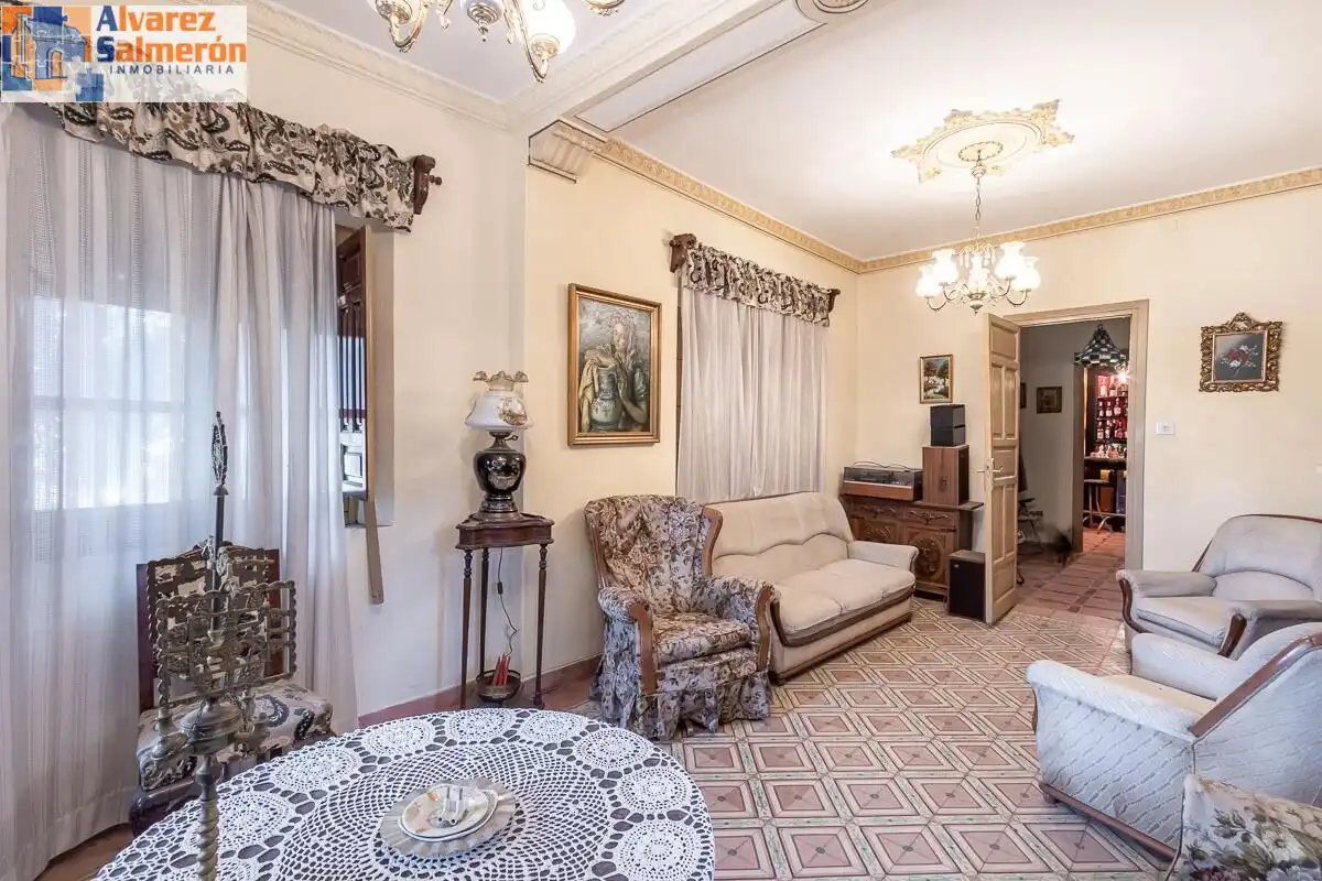 Country homes for sale in Calle CAJAR, Barrio de la Vega
