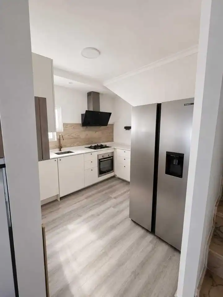 Cuina de Casa o xalet de lloguer en Coín amb Aire condicionat, Terrassa i Moblat