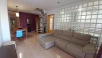 Sala d'estar de Dúplex en venda en Bellreguard amb Terrassa i Balcó