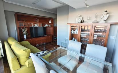 Living room of Flat to share in A Coruña Capital   with Heating, Parquet flooring and Terrace