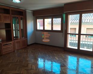 Bedroom of Flat for sale in Gallur  with Air Conditioner, Heating and Balcony