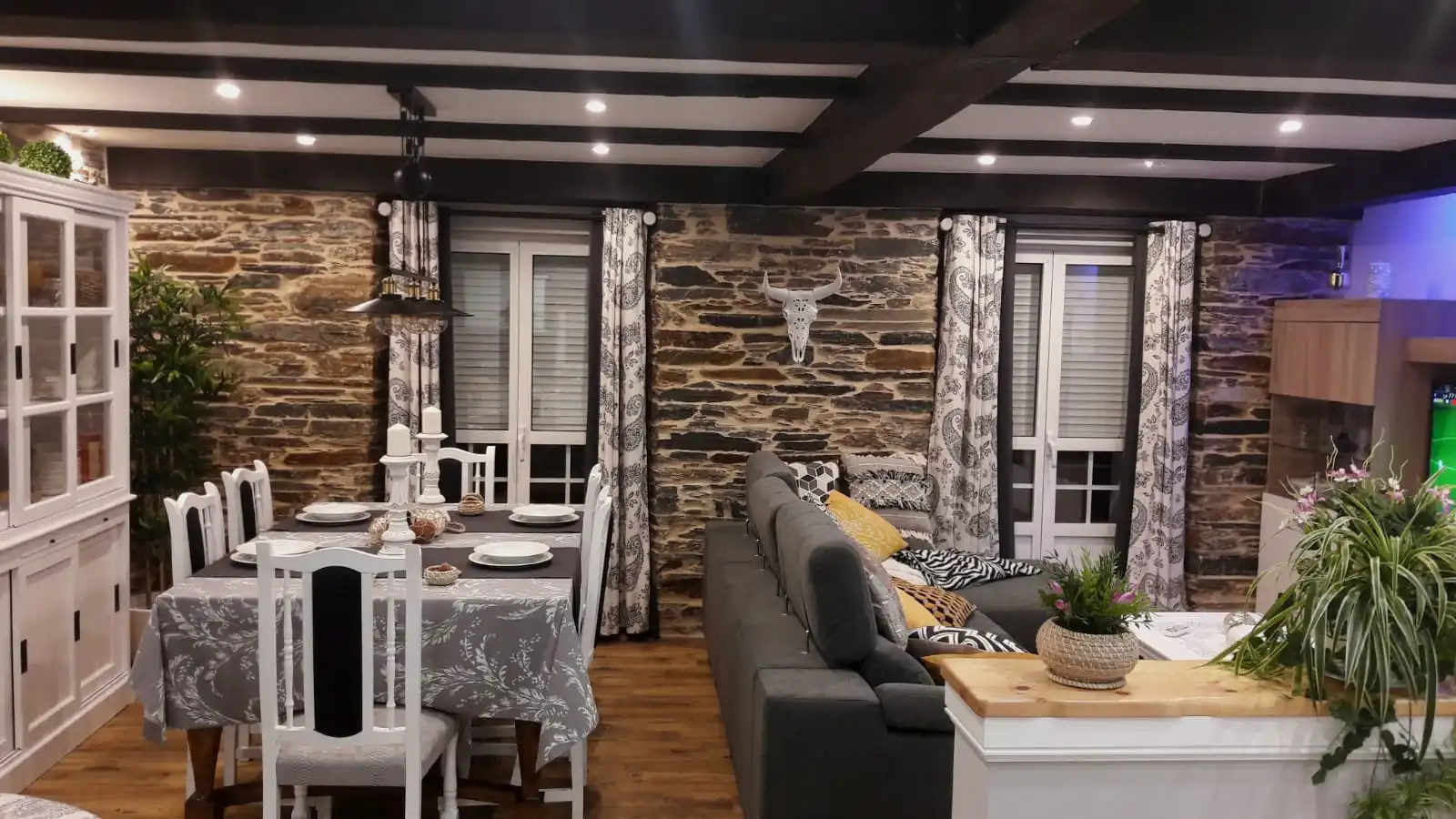 Sala de estar de Casa adosada en venta en Foz con Calefacción, Jardín privado y Terraza