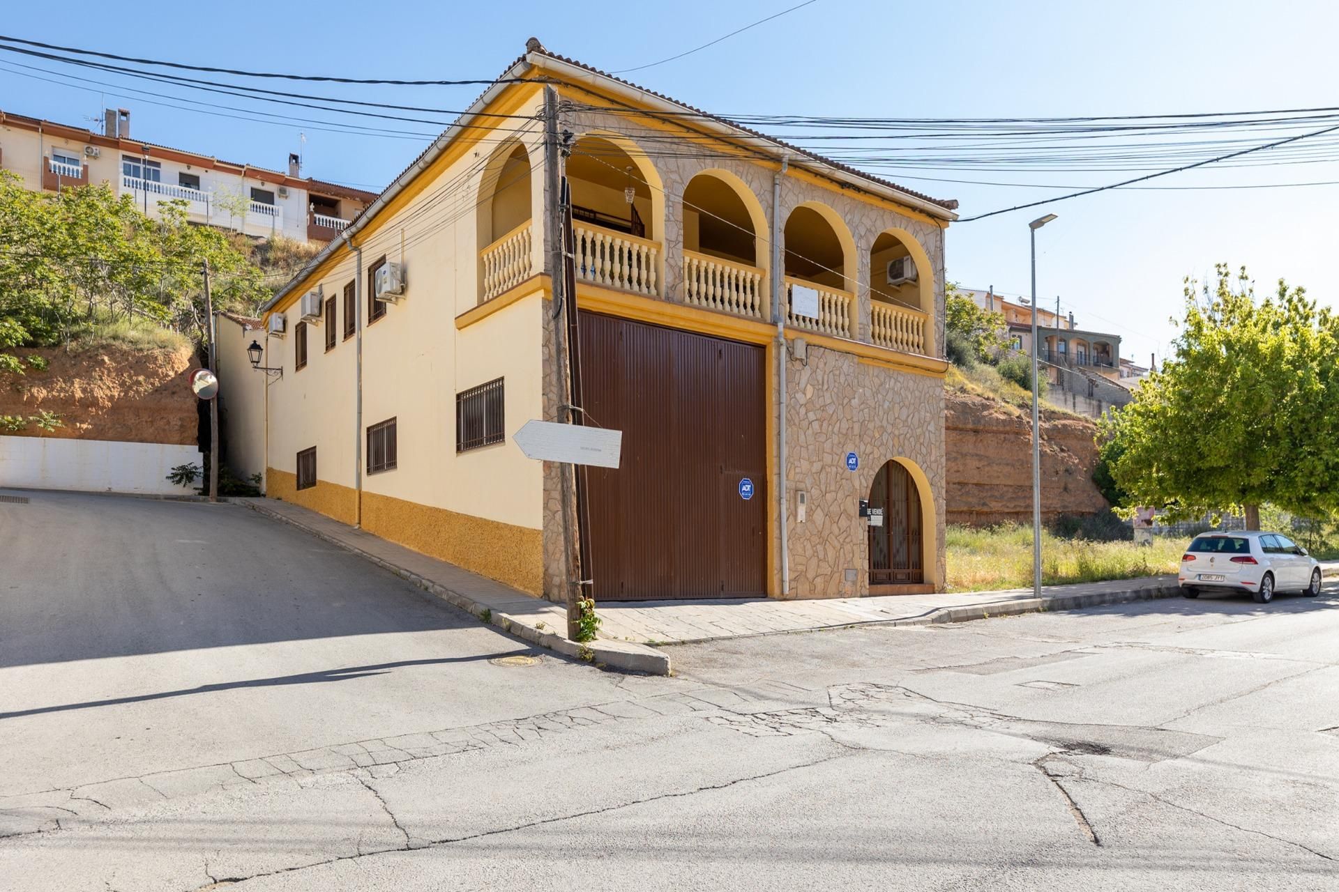 Exterior view of House or chalet for sale in Iznalloz  with Air Conditioner, Heating and Terrace