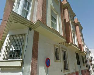 Vista exterior de Pis en venda en La Línea de la Concepción
