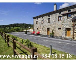 Casa o xalet en venda en El Franco  amb Jardí privat i Moblat