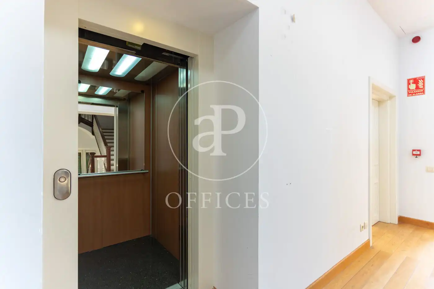 Büro zur Miete in Barcelona mit Heizung