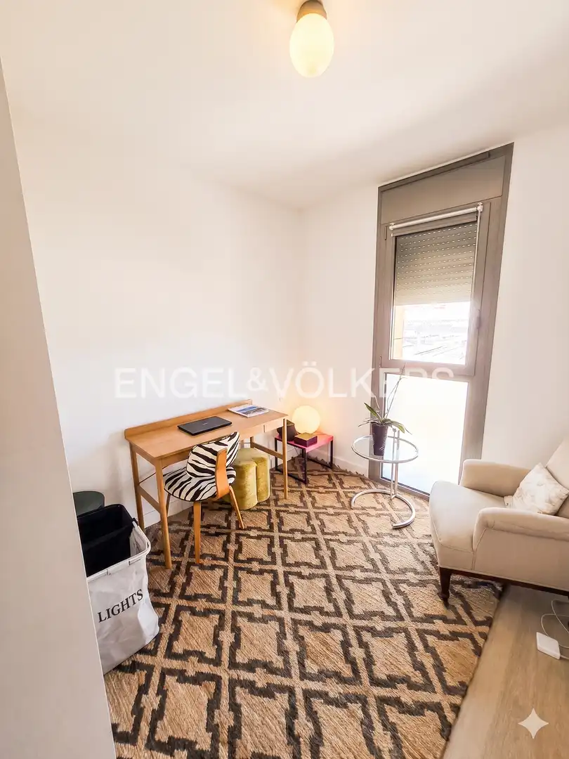 Terrasse von Wohnung zum Verkauf in L'Hospitalet de Llobregat mit Klimaanlage, Heizung und Abstellraum