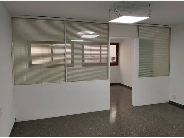 Oficina en Alquiler en La Xerea