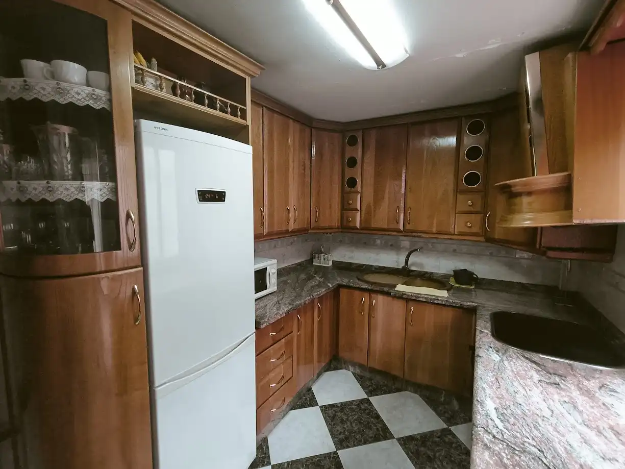 Cocina de Casa adosada de alquiler en Atarfe con Aire acondicionado, Trastero y Amueblado