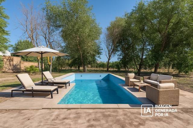 Terreno en Venta en Cementerio, 5 en Santa María del Campo Rus