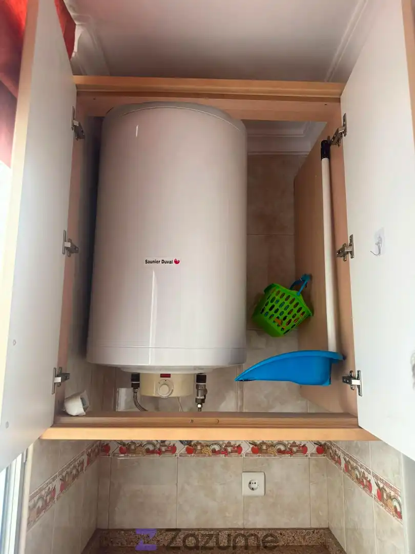 Badezimmer von Wohnung zur Miete in Huelva mit Klimaanlage, Möbliert und Ofen