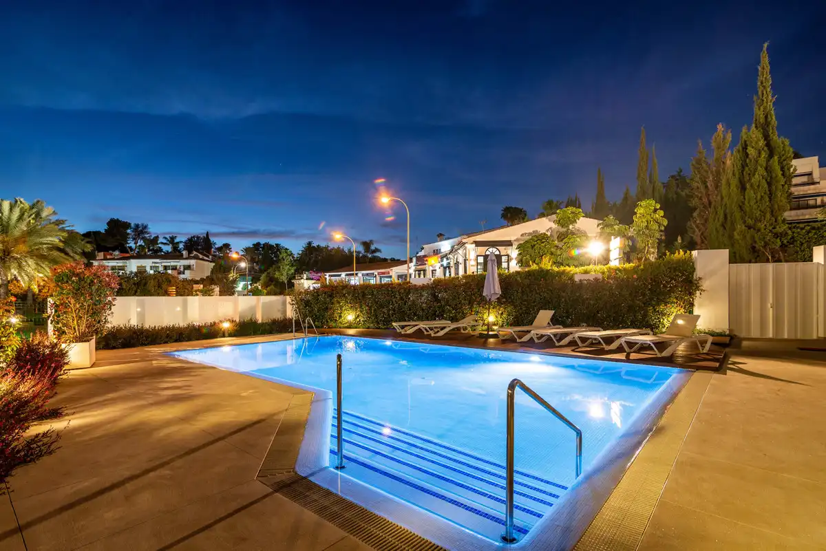 Apartament amb piscina en venda a Nueva Andalucía, imagen 33
