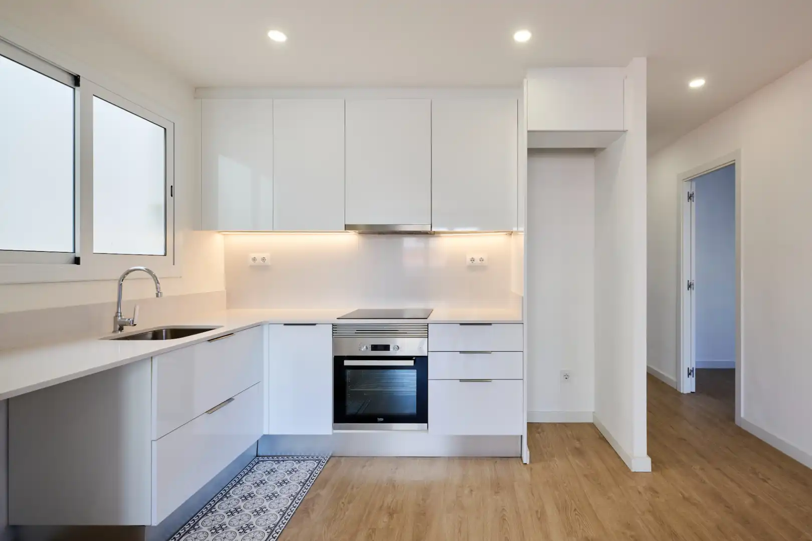 Cocina de Piso en venta en Barcelona con Aire acondicionado, Calefacción y Terraza