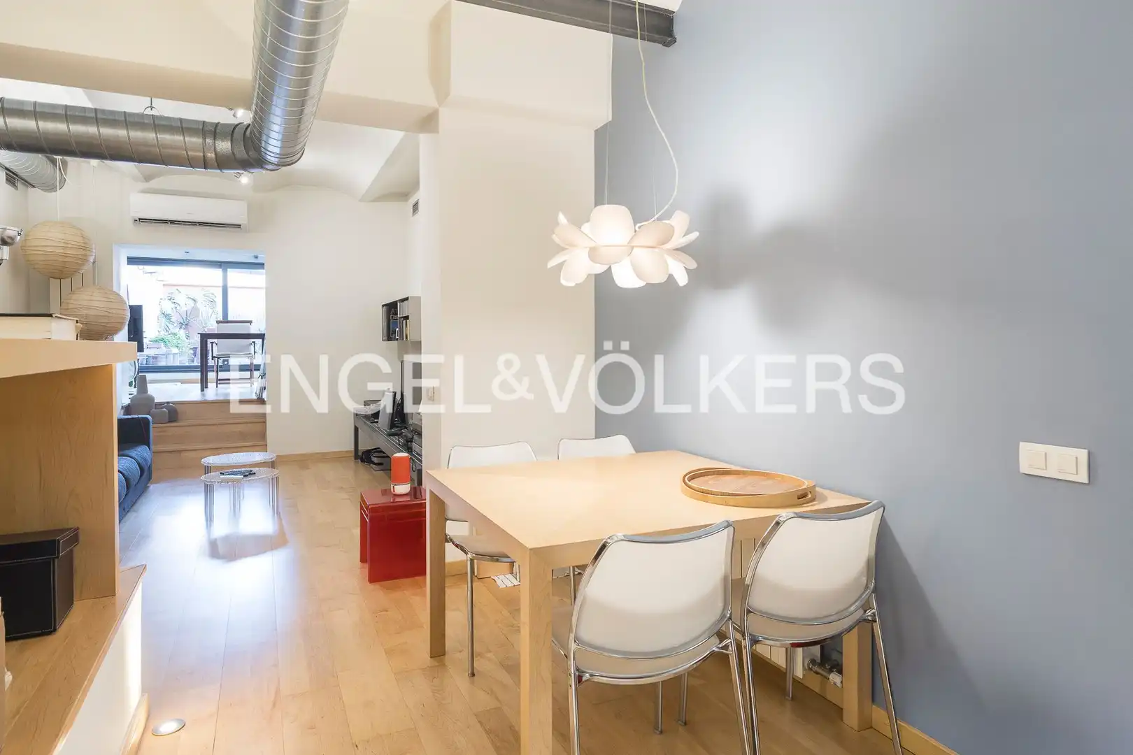 Vista exterior de Loft en venta en Barcelona con Aire acondicionado, Calefacción y Parquet