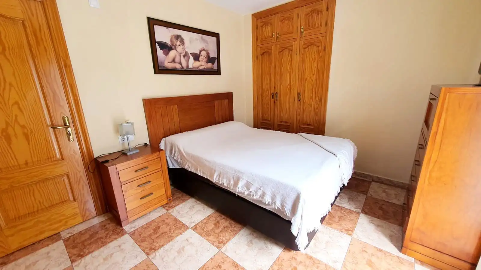 Dormitori de Apartament en venda en Alhaurín El Grande amb Moblat, Forn i Rentadora