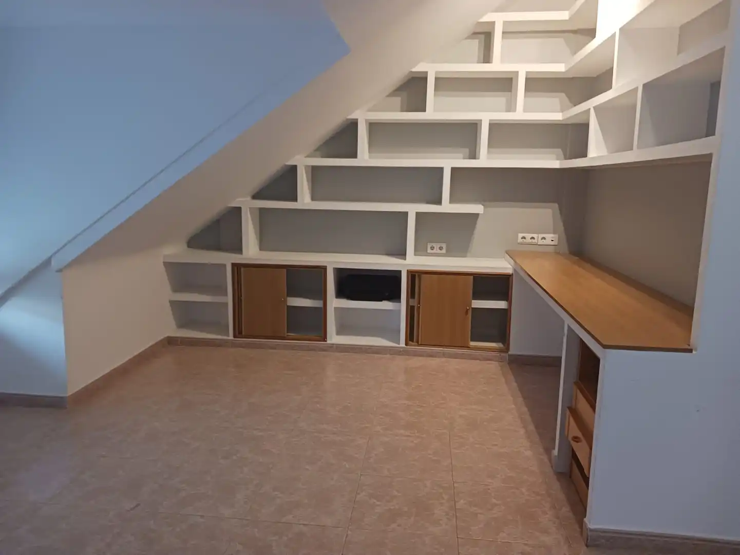 Casa adosada en venta en Plaza Xúquer