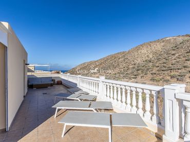 Àtic amb piscina en venda a Jilguero