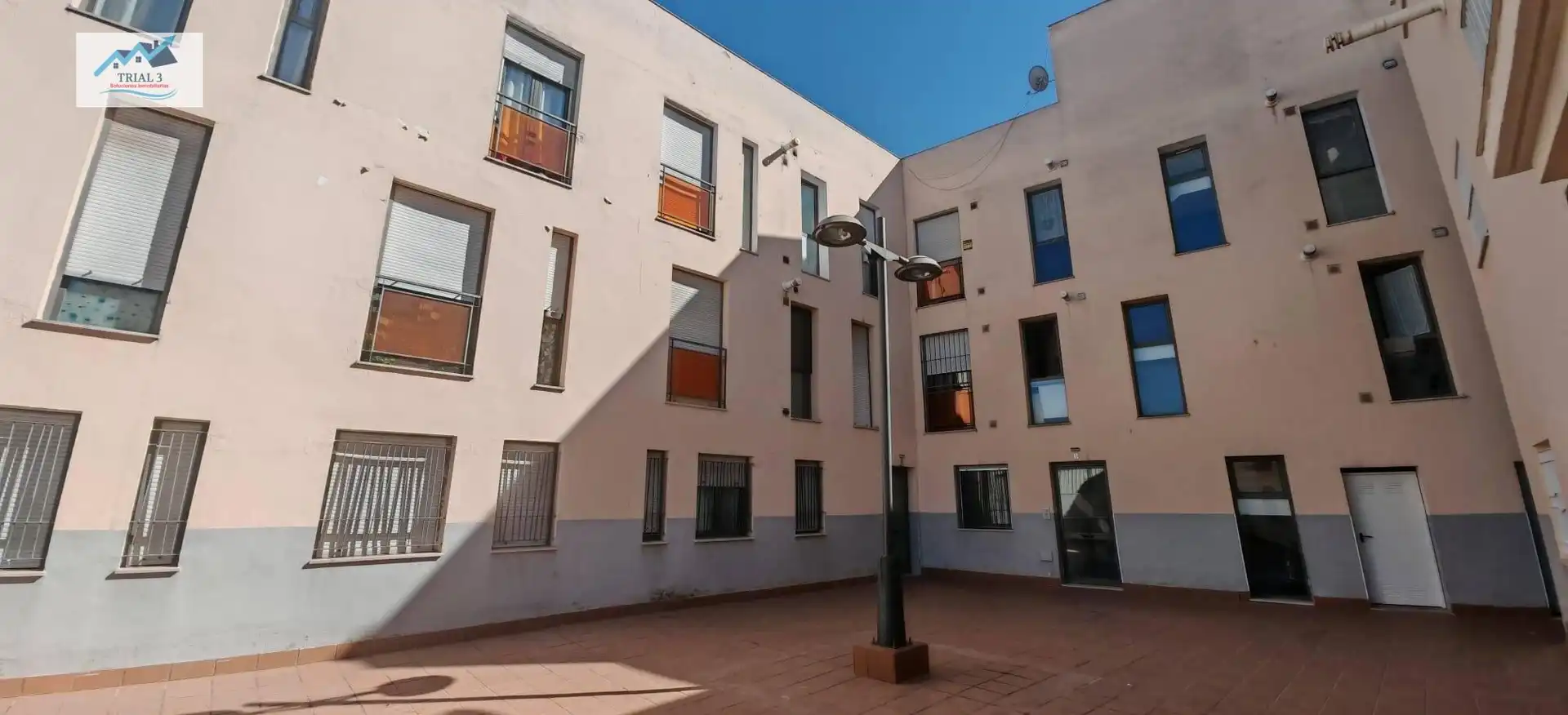 Piso en venta en Calle MIGUEL GUTIERREZ CRUZ, La Algaba